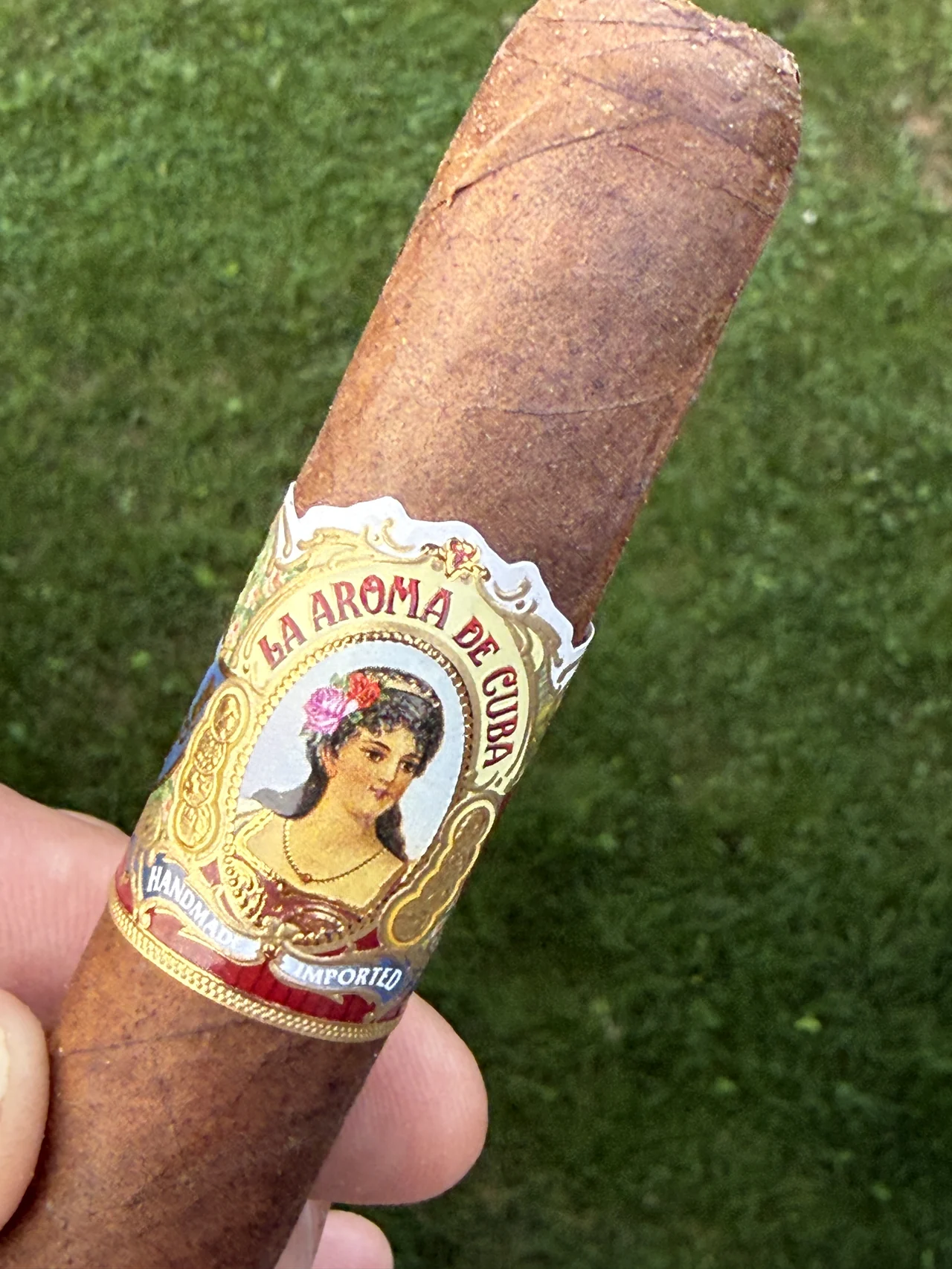 La Aroma de Cuba Robusto band detail, Connecticut Broadleaf wrapper