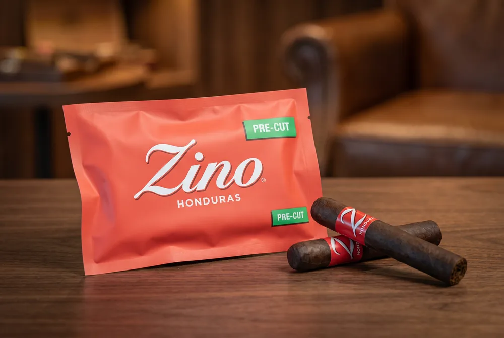 Zino Honduras pre-cut fresh pack pouch with two cigars